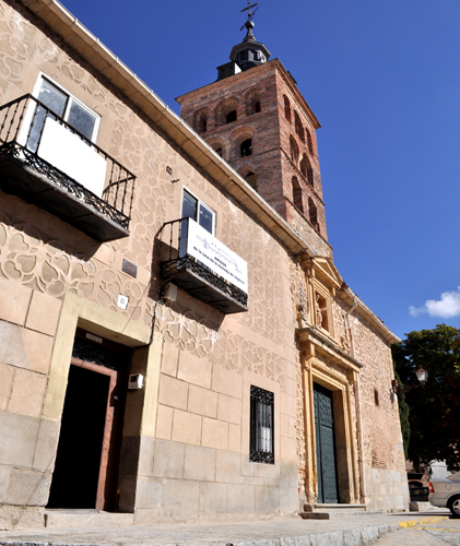 New headquarters for the Associación, on the Plaza de la Merced.
