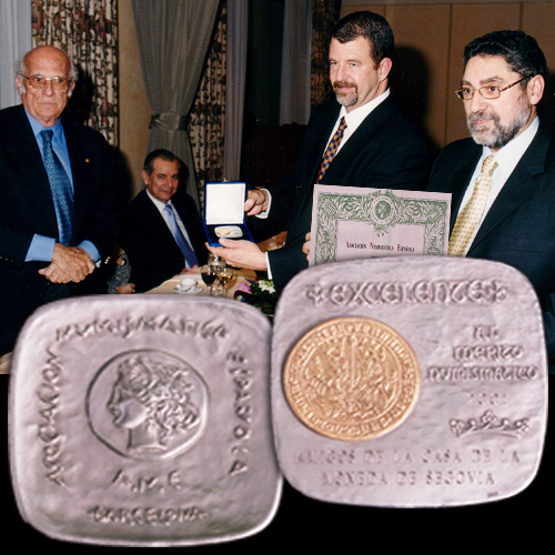 THE SPANISH NUMISMATIC ASSOCIATION GIVES AWARD TO FRIENDS OF THE MINT
